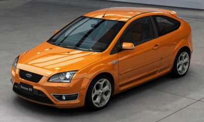 Ford_Focus_ST_2006_SCREEN 1